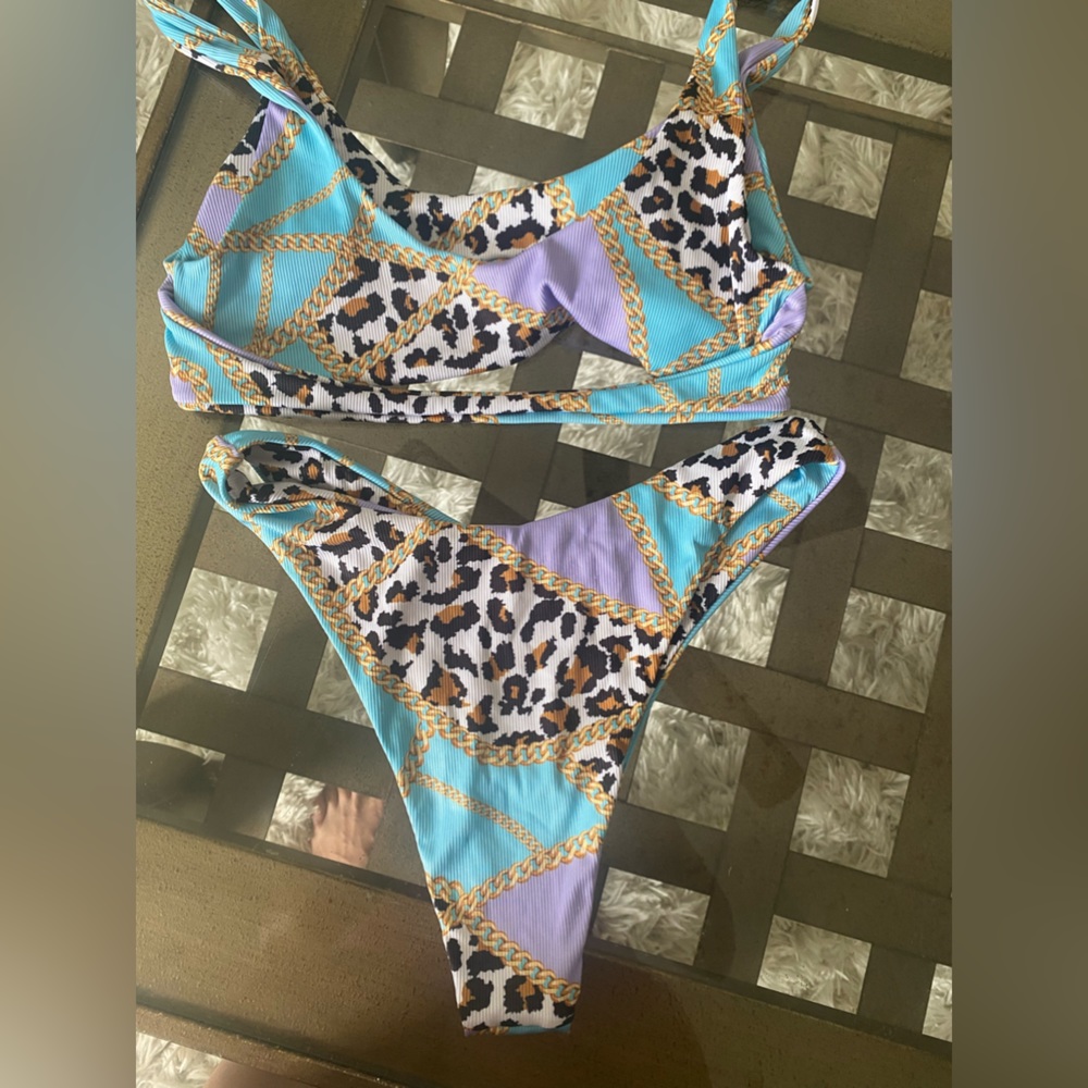 Shein bikini - Picture 4 of 7